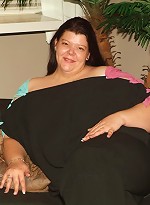 #Hefty mature Margaret exposes her dirty side by showing off her boobs and fucking a hunk live^Itslive BBW bbw porn sex xxx fat free pics picture pictu#